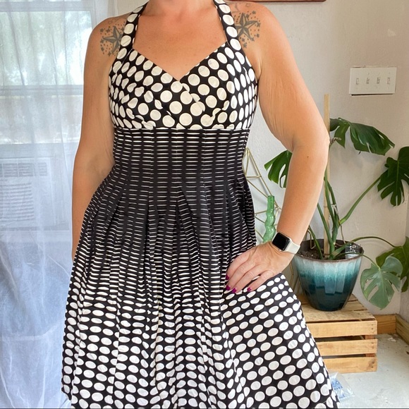 Calvin Klein Geometric Circle Print Black & White Dress Size 4 - Picture 4 of 16